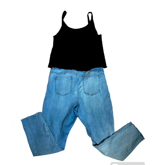 ☀️ 2pc set Black cropped tank size L and distressed jeans size 14 - Picture 2 of 4